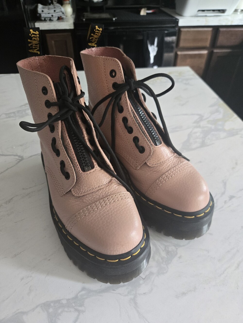 Dr Martens SINCLAIR Milled Nappa Leather Platform Zip Or Tie Boots. Size 8 - Picture 7 of 16